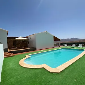 https://el-olivar-lolo-suites.hotelsfuerteventura.org