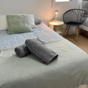 Apartamento By Malagagrupos Centro Historico Parking Gratis 3, Málaga